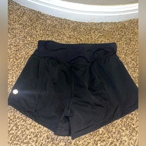 LULU LEMON SHORTS Women’s Size 2 Lined - Black